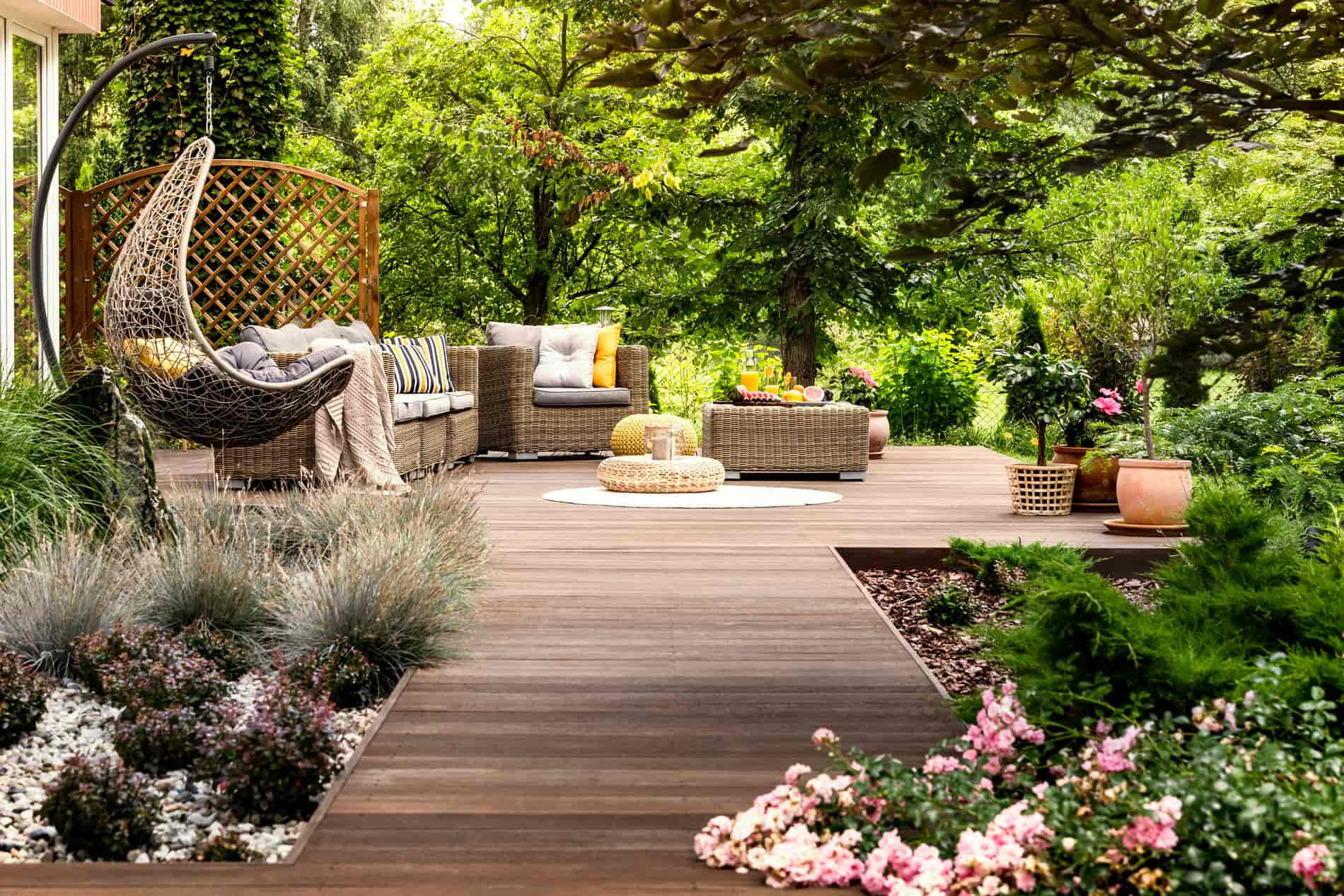 Choisir la meilleure essence de bois pour votre terrasse