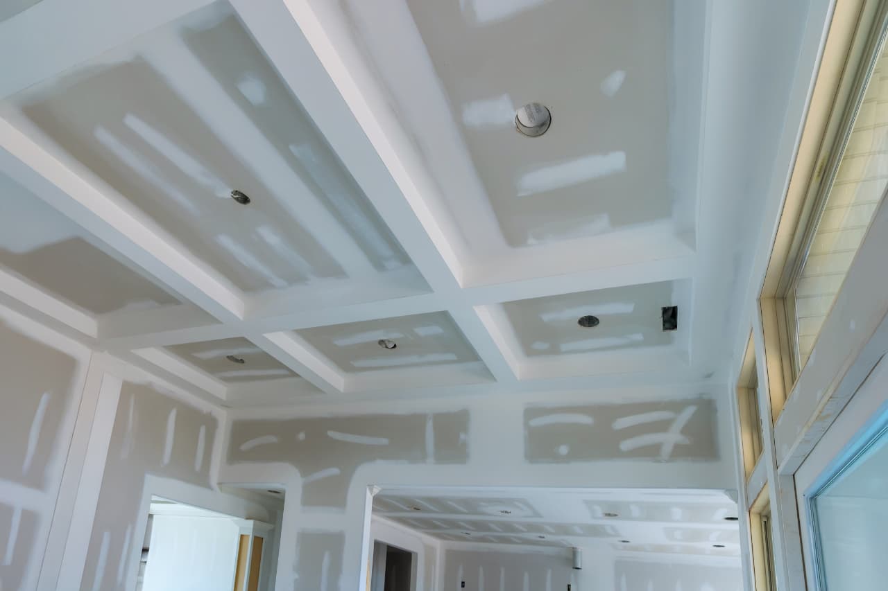 Les différents types de plafonds en rénovation lequel choisir pour son logement ?